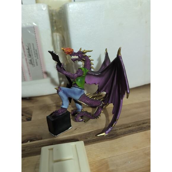Hamilton Collection Dragon Figurine, Fiery Youngbloods, Si Starsky Figurine - Picture 5 of 6
